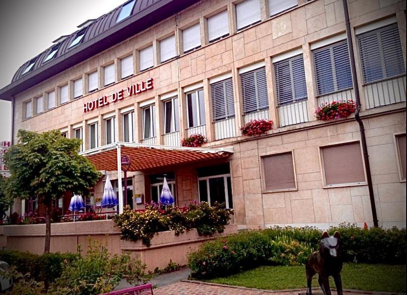 Hotel De Ville Du Sentier Le Sentier Bagian luar foto